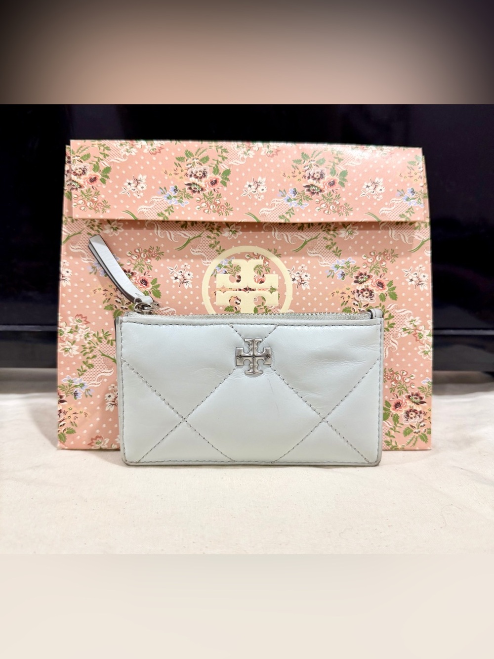 Tory Burch Kira Diamond Zip Card Case